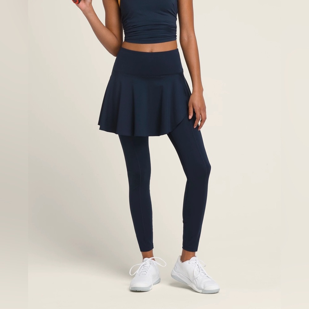 Wilson doubles tight navy color